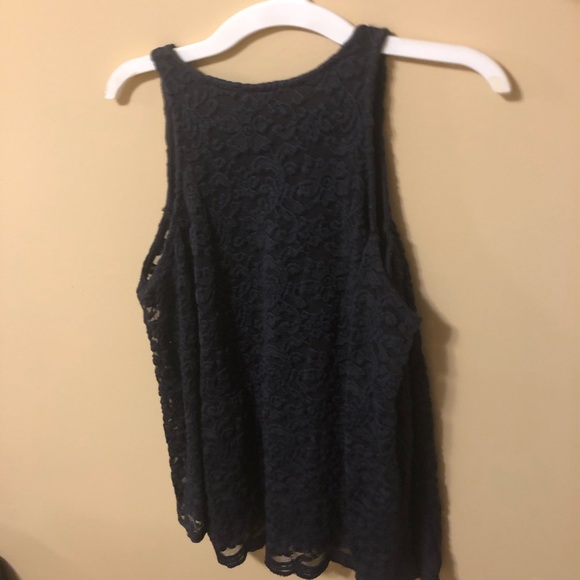 Lace cold shoulder top - Picture 2 of 5